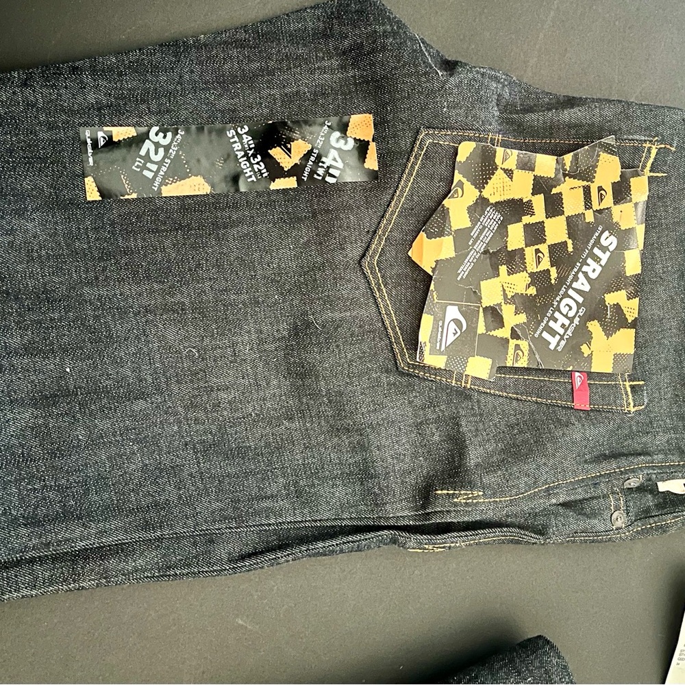 Quicksilver Men's Jeans- Straight Fit with Tags !! Brand New
